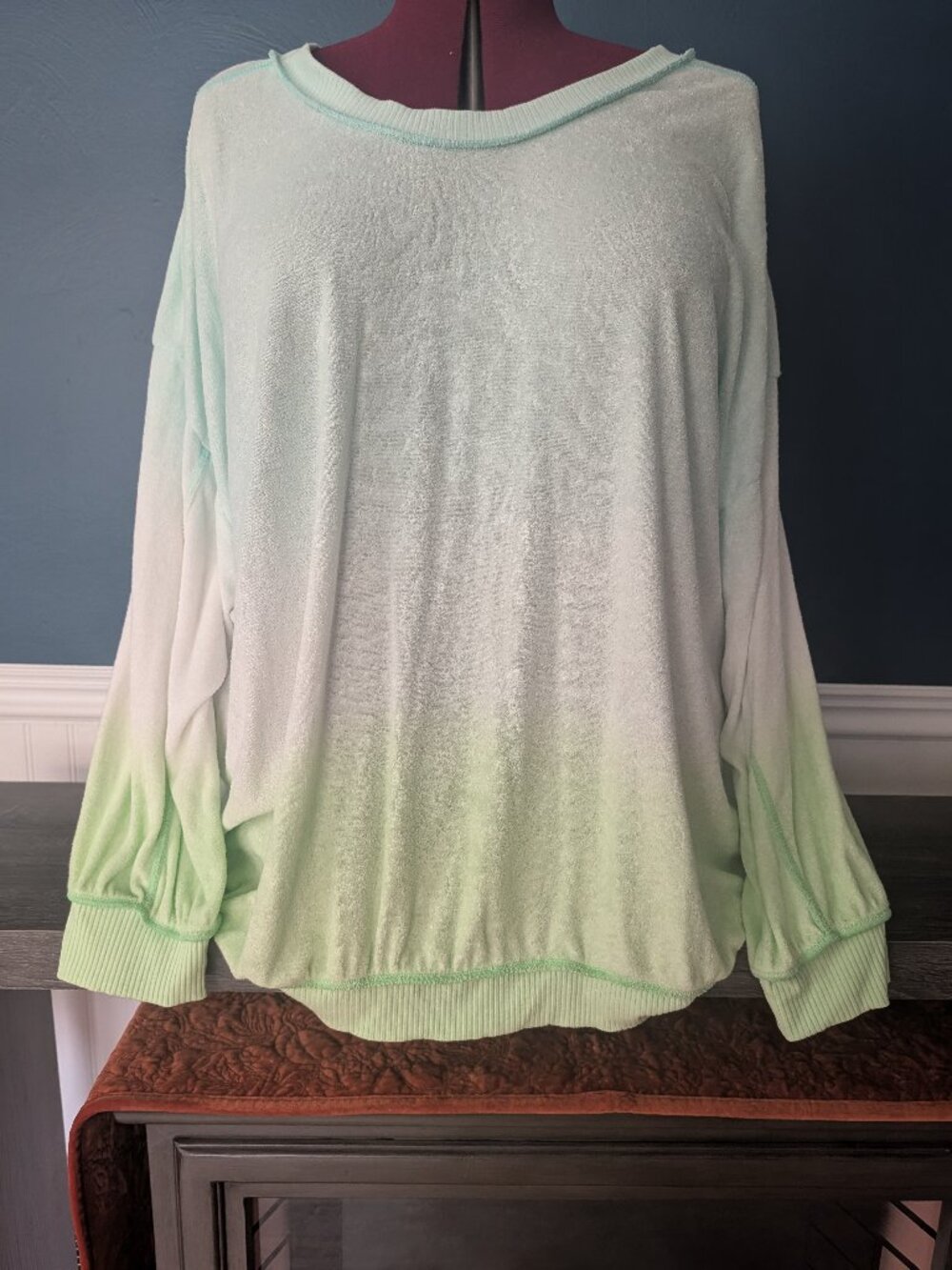 Torrid sweatshirt Size 4